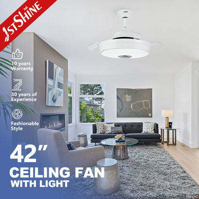 Controllo WiFi 3 Velocità 65W luce del ventilatore retrattile con lama nascosta
