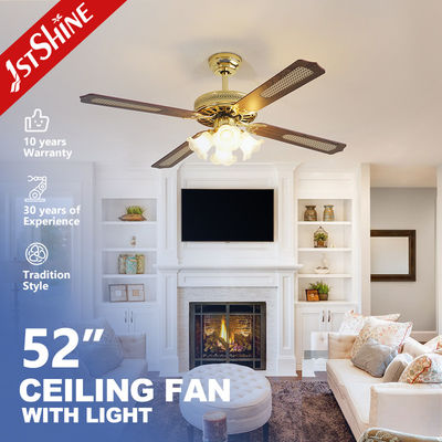 Fan di soffitto di lusso da 52 pollici con 4 lame in MDF e 4 kit di luce in finitura dorata