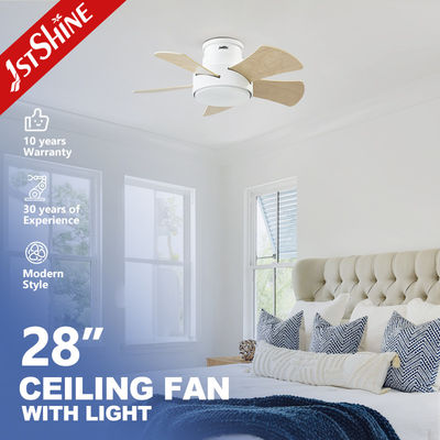 Risparmio energetico ventilatore di soffitto a LED da 28 pollici per soffitti bassi corpo metallico e design flush