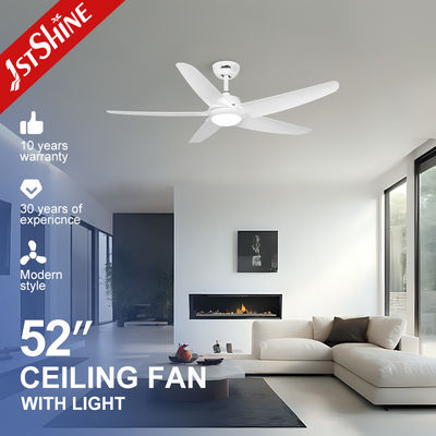 Ventilatore di soffitto bianco con lampada di plastica 5 risparmio energetico del motore a corrente continua