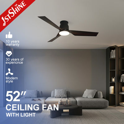 5 Velocità di scelta Lamelle di plastica LED ventilatore di soffitto con montaggio a scarico leggero e basso profilo
