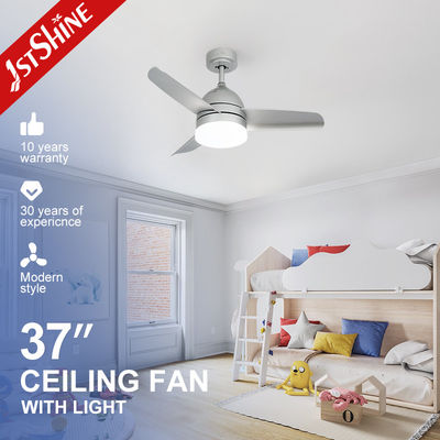 Ventilatore di soffitto a LED in metallo con velocità 3/5 e design facile da pulire a prezzi accessibili