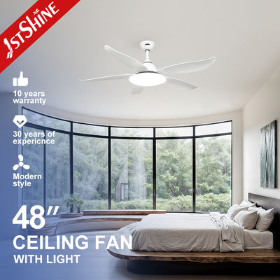 Casa moderna Ventilatore di soffitto da 48 pollici con telecomando e design leggero 5 lame di plastica