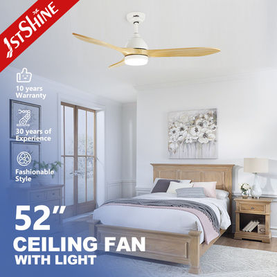 Facile installazione Ventilatore di soffitto a LED a 5 velocità e lame di legno di design contemporaneo