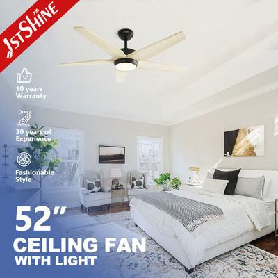 110-240V/50Hz-60Hz Input Voltage 1stshine LED Ceiling Fan con 5 lame e vento morbido
