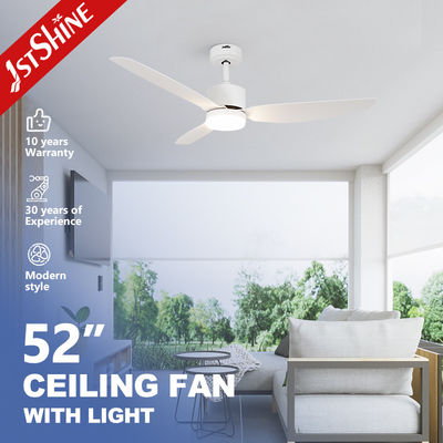Ventilatore di soffitto a corrente continua con lame di plastica a distanza ad alta velocità